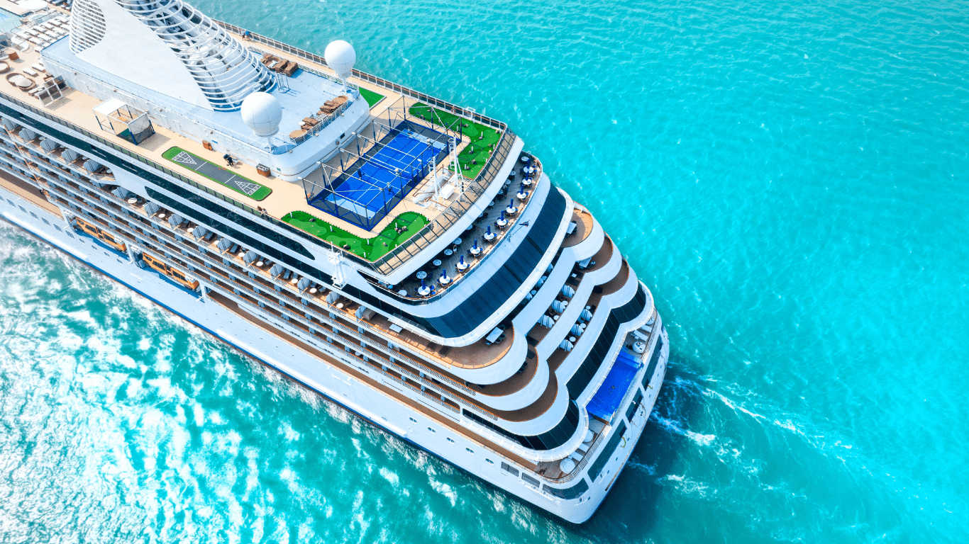 رحلات كروز بحرية