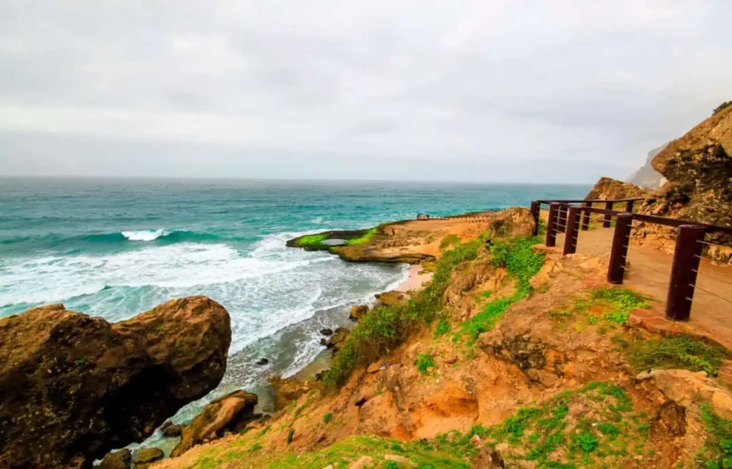 السفر إلى صلالة بالسيارة